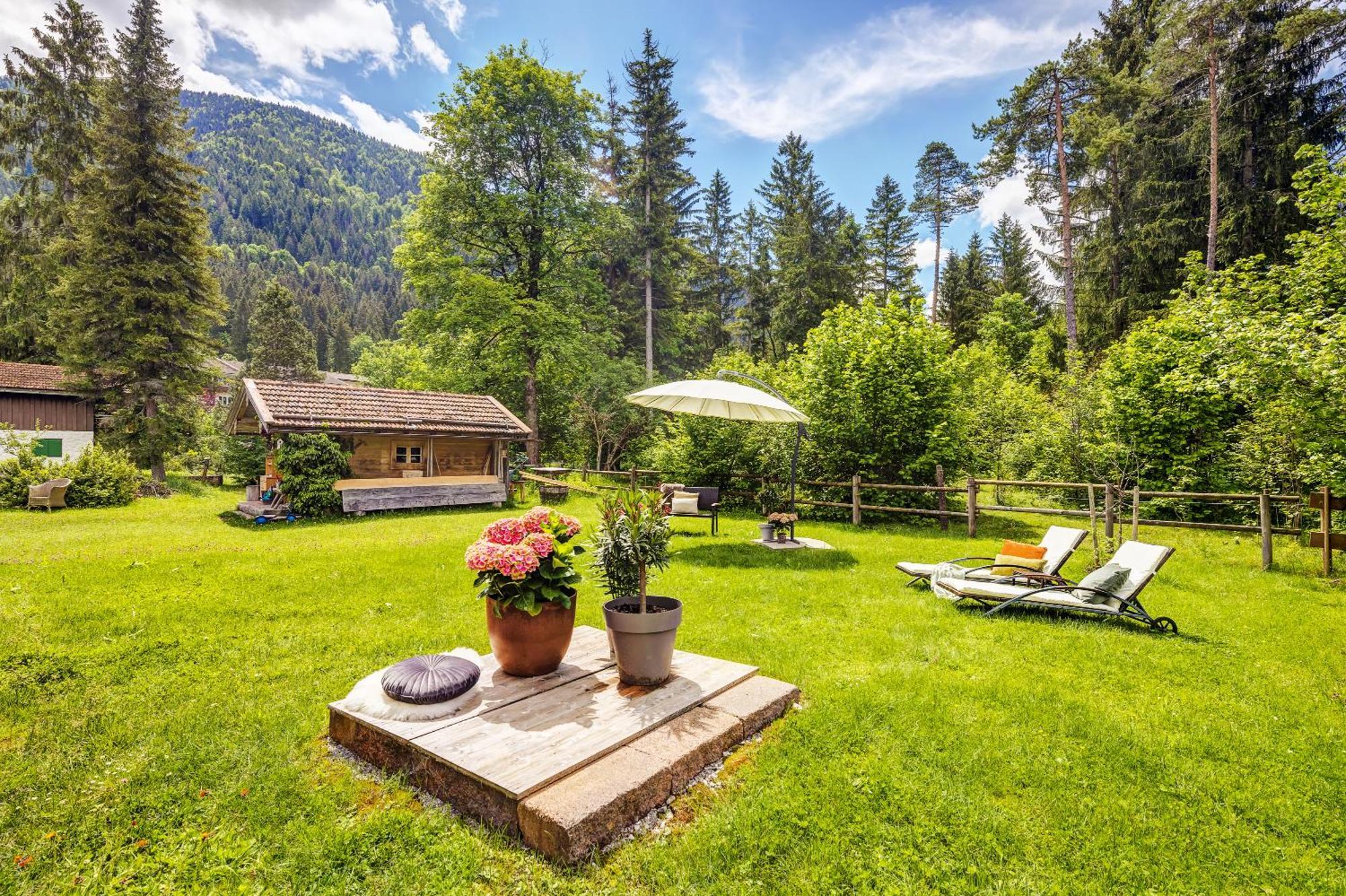 Landhaus Trinis - Gaestezimmer - Bad - Bett - Kleine Kaffee - Tee-Theke Mit Kuehlschrank - Parkplatz Rottach-Egern Luaran gambar