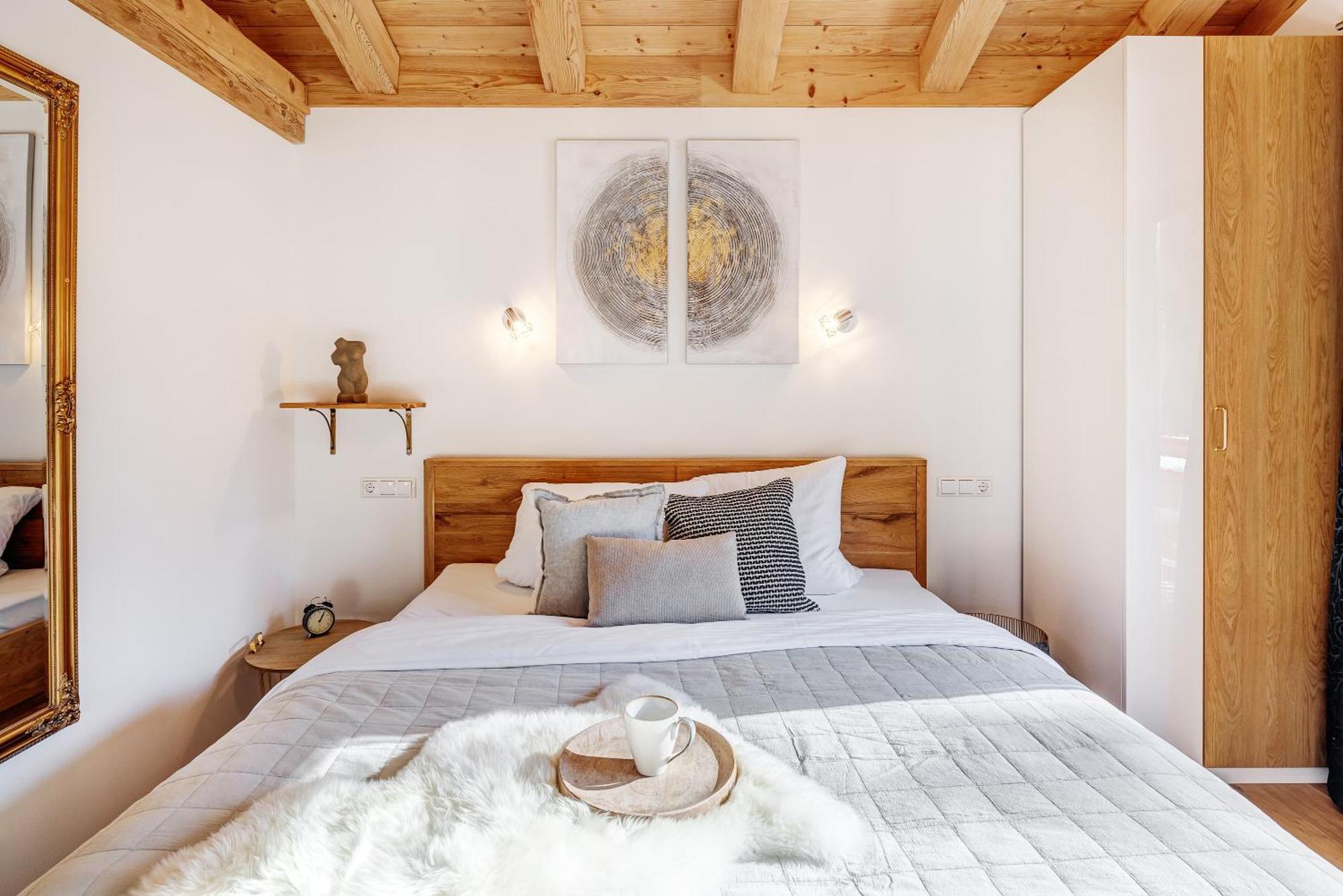 Landhaus Trinis - Gaestezimmer - Bad - Bett - Kleine Kaffee - Tee-Theke Mit Kuehlschrank - Parkplatz Rottach-Egern Luaran gambar