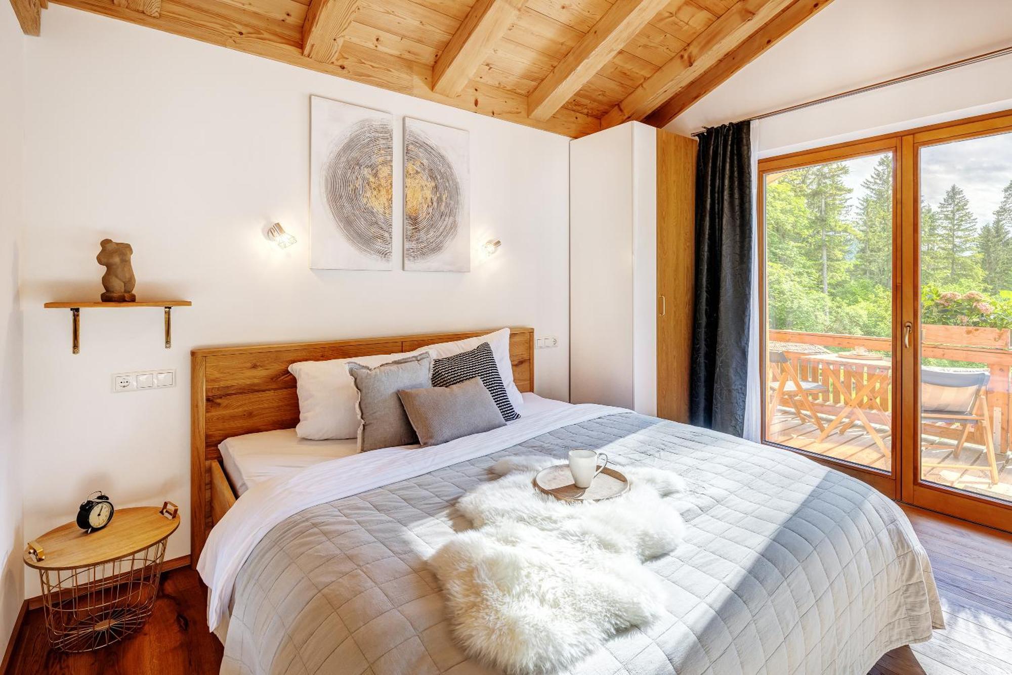 Landhaus Trinis - Gaestezimmer - Bad - Bett - Kleine Kaffee - Tee-Theke Mit Kuehlschrank - Parkplatz Rottach-Egern Luaran gambar